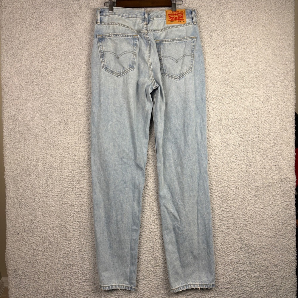 Levis Jeans Mens 34x36 Blue 550 Relaxed Fit Tapered Leg Light Wash Denim Faded - Picture 3 of 9
